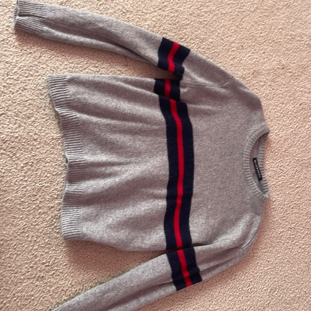 Brandy Melville Sweater
